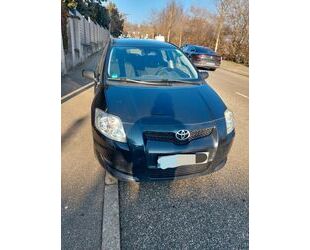 Toyota Toyota Auris 1.6 VVT-i Executive Executive Gebrauchtwagen