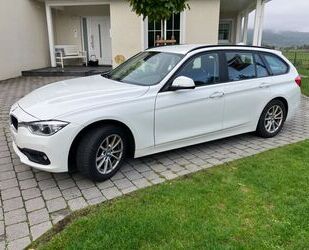 BMW BMW 320d Touring /Automatic / Navi /el. Heckklappe Gebrauchtwagen