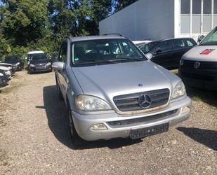 Mercedes-Benz Mercedes-Benz ML 270 CDI-KLIMATRONIC-LEDER-SITZHZ- Gebrauchtwagen