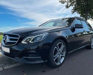 Mercedes-Benz Mercedes-Benz E 250 BlueTEC T AVANTGARDE AVANTGARD Gebrauchtwagen