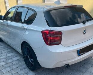 BMW BMW 120d - PDC/Navi/ALU/8-fach-Bereifung Gebrauchtwagen