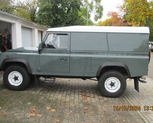 Land Rover Land Rover Defender 110 TD4 E Hardtop Gebrauchtwagen