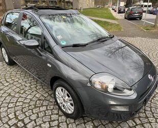 Fiat Fiat Punto 1.4 8V Panoramadach Klimaautomatik Alu Gebrauchtwagen