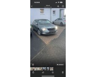 Skoda Skoda Superb 2.0 TDI 125kW DSG Elegance Elegance Gebrauchtwagen