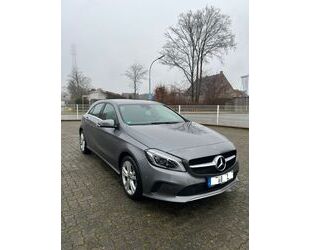 Mercedes-Benz Mercedes-Benz A 180 A -Klasse A 180 CDI / d BlueEf Gebrauchtwagen