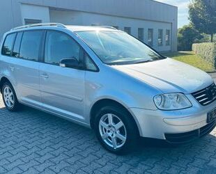 VW Volkswagen Touran 2.0 FSI Trendline Gebrauchtwagen