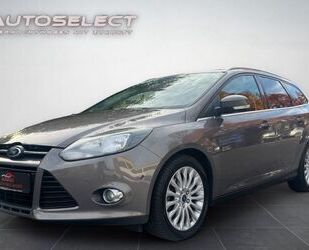 Ford Ford Focus Titanium Eco Bo*Navi*Tempo*Shzg*Keyfree Gebrauchtwagen