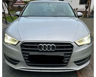 Audi Audi A3 1,4 TFSI 90 kW silber/metallic Gebrauchtwagen