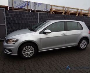 VW Volkswagen Golf VII 1.0 TSI Trendline NAVI PDC Ind Gebrauchtwagen