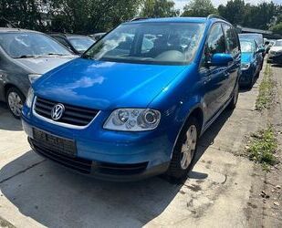 VW Volkswagen Touran Goal EcoFuel 2,0*KLIMA*XENON*AHK Gebrauchtwagen