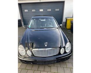 Mercedes-Benz Mercedes-Benz E 240 4MATIC ELEGANCE Elegance Gebrauchtwagen