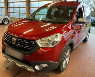 Dacia Dacia Dokker Stepway Plus 1 Hand *SHZ*NAV*PDC*RK*T Gebrauchtwagen