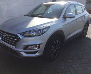 Hyundai Hyundai Tucson 1,6 T-GDi Automatik Advantage 2WD Gebrauchtwagen