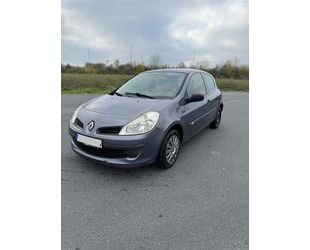 Renault Renault Clio TÜV bis 06.2026 Gebrauchtwagen