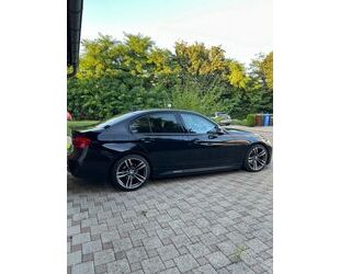 BMW BMW 328i M Sport Paket Facelift/ 8 Gang Automatik Gebrauchtwagen