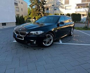 BMW BMW 530d Touring M-Paket*Shadow Line*KETTE-NEU* Gebrauchtwagen