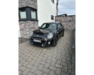 Mini MINI Cooper S 5-Türer LED NAVI Tempomat Leder PDC Gebrauchtwagen