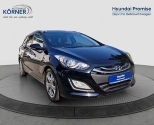 Hyundai Hyundai i30cw 1.6 GDi *NAVI*PANORAMA*SITZHZG*KEYLE Gebrauchtwagen