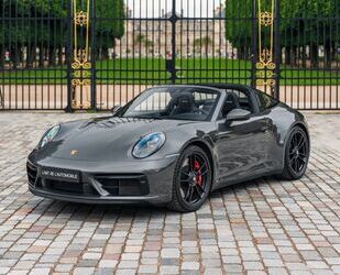 Porsche Porsche 992 Targa 4 GTS - PDK, Quartz Grey, first Gebrauchtwagen