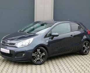 Kia Kia Rio FIFA WorldCup Edition Navi PDC Kamera 1-Ha Gebrauchtwagen