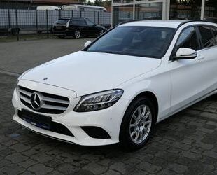 Mercedes-Benz Mercedes-Benz C 220d LED/Navi/R-Cam/Tempomat/MFL/P Gebrauchtwagen