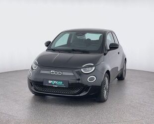 Fiat Fiat 500 e Lim. 3+1 Icon*NAVI*SHZ*RFK*uvm Gebrauchtwagen