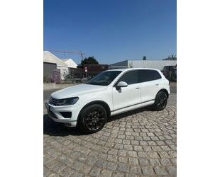 VW Volkswagen Touareg 4.2 V8 TDI R Line mit Mega Auss Gebrauchtwagen