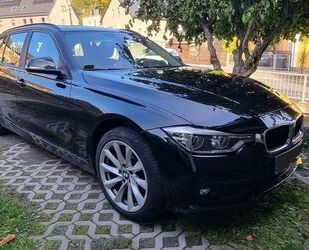 BMW BMW 320d Touring Automatic -Advantage Gebrauchtwagen