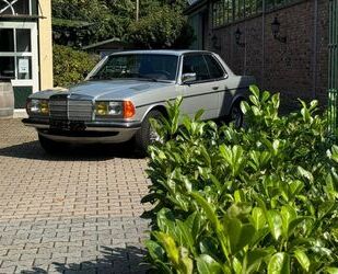 Mercedes-Benz Mercedes-Benz 280 280 CE Coupe Colour Automatik SS Gebrauchtwagen