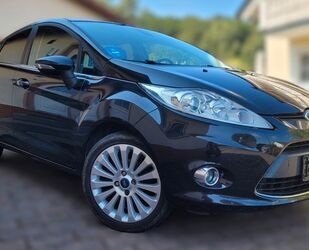 Ford Ford Fiesta 1,4 Titanium Titanium Gebrauchtwagen