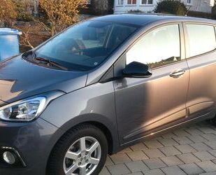 Hyundai Hyundai i10 1.2 FIFA World Cup Edition Gold FIFA W Gebrauchtwagen