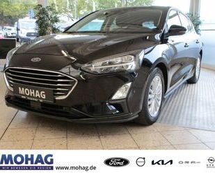 Ford Ford Focus 1.0l EcoBoost Titanium *AHK-PDC-NAVI* Gebrauchtwagen