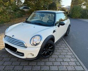 Mini MINI COOPER, Chili-Paket, LED, NAV,Tempo, Service Gebrauchtwagen