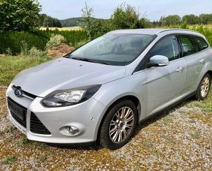 Ford Ford Focus Turnier Titanium 134 kW/182 PS Gebrauchtwagen