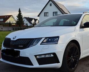 Skoda Skoda Octavia 2.0 TSI DSG RS 245 Combi RS AHK PANO Gebrauchtwagen