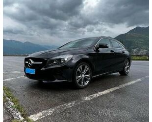 Mercedes-Benz Mercedes-Benz CLA 180 Urban Shooting Brake Gebrauchtwagen