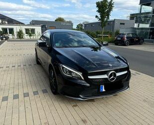 Mercedes-Benz Mercedes-Benz CLA 180, Apple CarPlay, Einparkautom Gebrauchtwagen