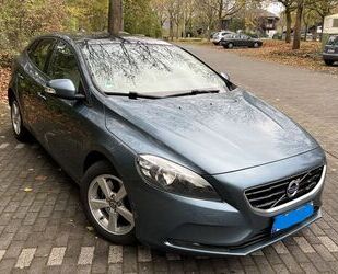 Volvo Volvo V40 D3 - Panoramadach Leder Metallic Alu Gebrauchtwagen