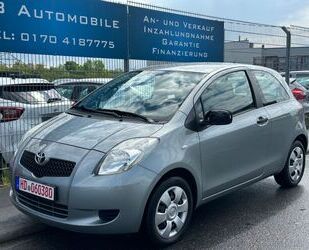 Toyota Toyota Yaris 1,3-l-VVT-i Sol Gebrauchtwagen