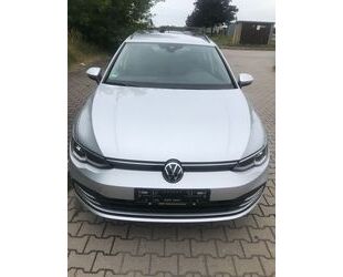 VW Volkswagen Golf VIII 1,0eTSI Gebrauchtwagen