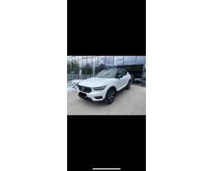 Volvo Volvo XC40 B4 R Design Gebrauchtwagen