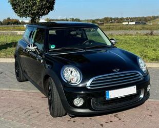 Mini MINI ONE/ Sehr gepflegt/ TÜV Neu/KLIMA+Ambientlich Gebrauchtwagen