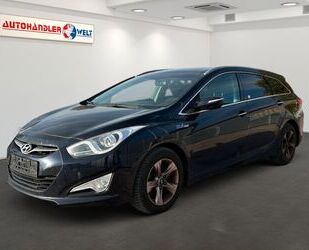 Hyundai Hyundai i40 Kombi 1.7 CRDi AAC PDC Navi SHZ Pano Gebrauchtwagen