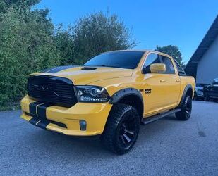 Dodge Dodge RAM 1500 HEMI 5.7 CREW CAB SPORT BUMBLE BEE Gebrauchtwagen