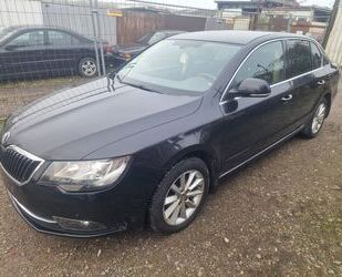 Skoda Skoda Superb Ambition Lim,Klimautomatik.Navi,Alus. Gebrauchtwagen