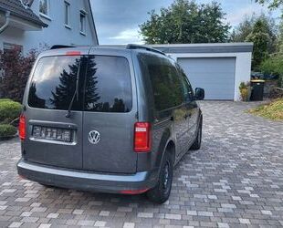 VW Volkswagen Caddy 1,2TSI 62kW BMT 5-Sitzer Klima Gebrauchtwagen