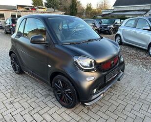 Smart Smart ForTwo Pure Black BRABUS-LED-NAVI-90PS-KAM-P Gebrauchtwagen