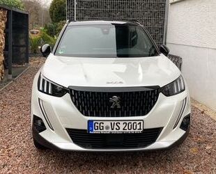 Peugeot Peugeot 2008 PureTech 130 EAT8 GT Pack GT Pack Gebrauchtwagen