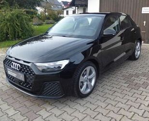 Audi Audi A1 Sportback 35 TFSI S-Tronic/LED/NAVI/17