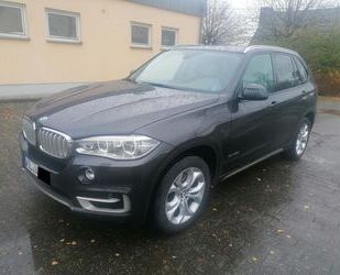 BMW BMW X5 xDrive40d Pano AHK Adapt. LED Gebrauchtwagen